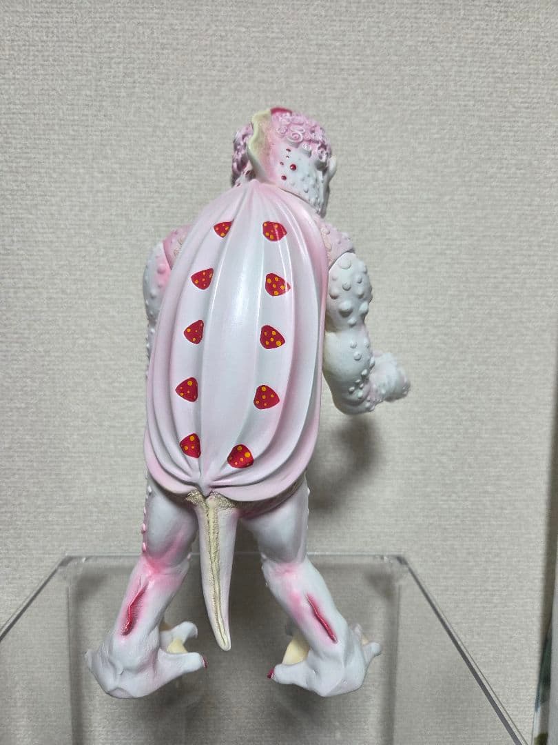 シカルナ工房 渇覇（カッパ）いちご　インディーズソフビ