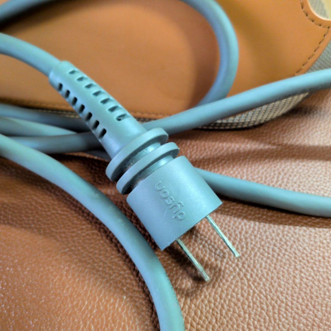 ダイソン　ドライヤー　Dyson Airwrap エアラップ　HS01