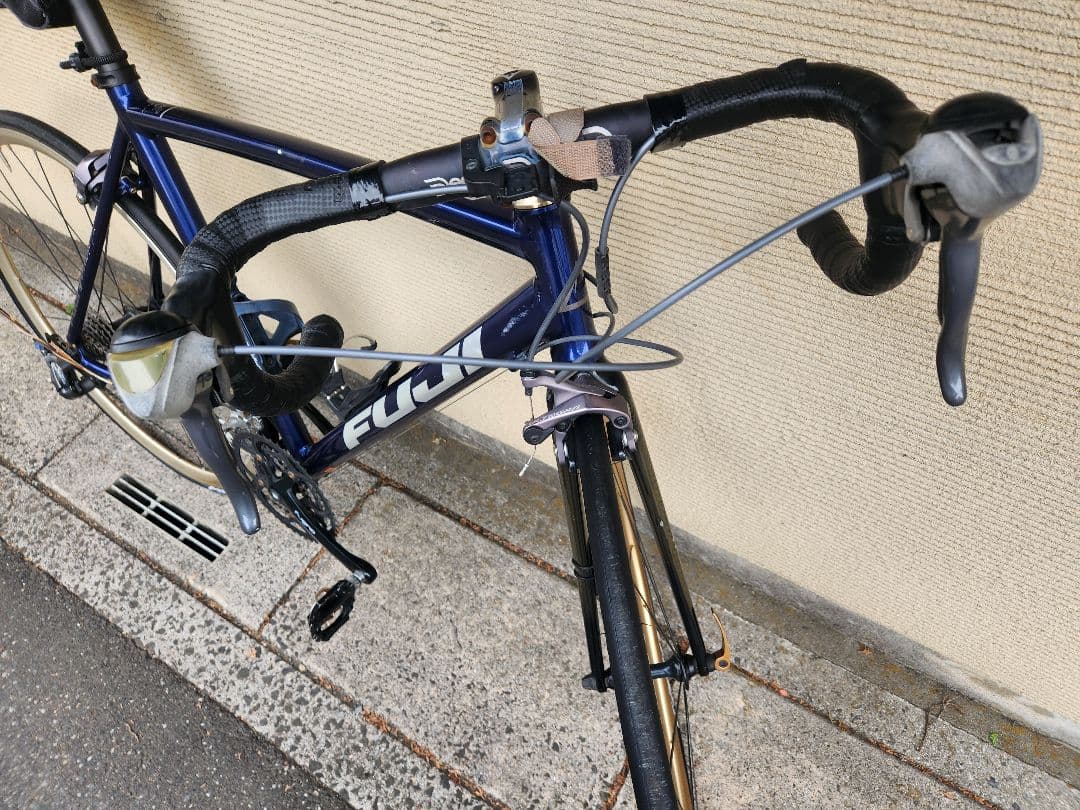 FUJI ROUBAIX AURA　フラットバー　ロードバイク クロスバイク