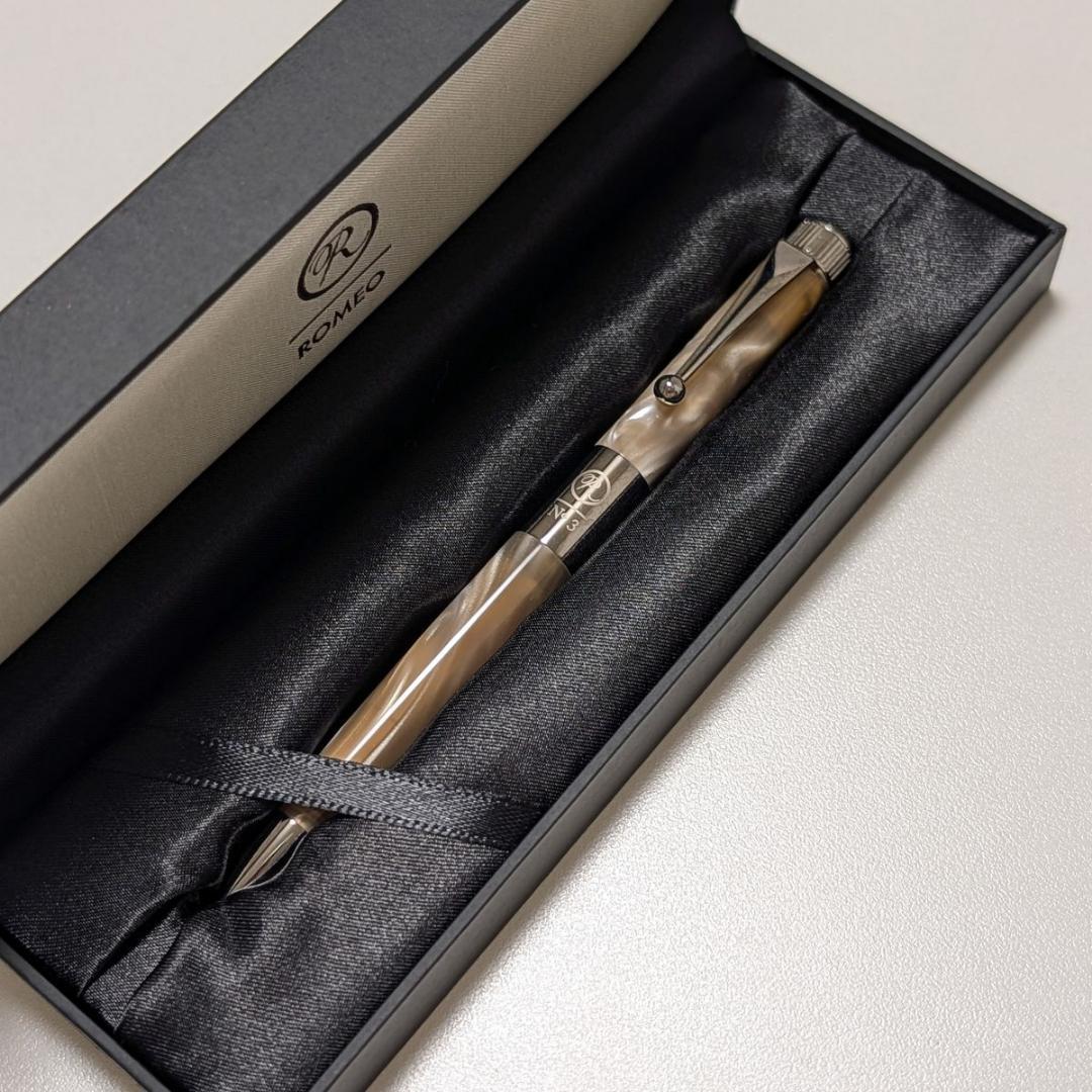 ROMEO No.3 イタリアンベージュ 細軸