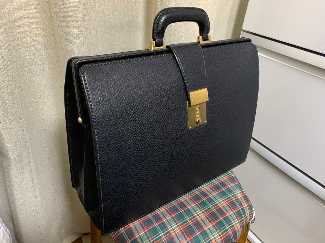 【銀座タニザワ】ビジネス、ドクター、ダレスバッグ