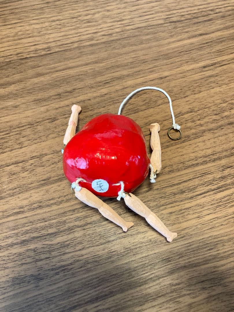赤 ヤチコダルマ ぶらぶらダルマ 張子 郷土玩具 縁起物 絵本 ガチャガチャ