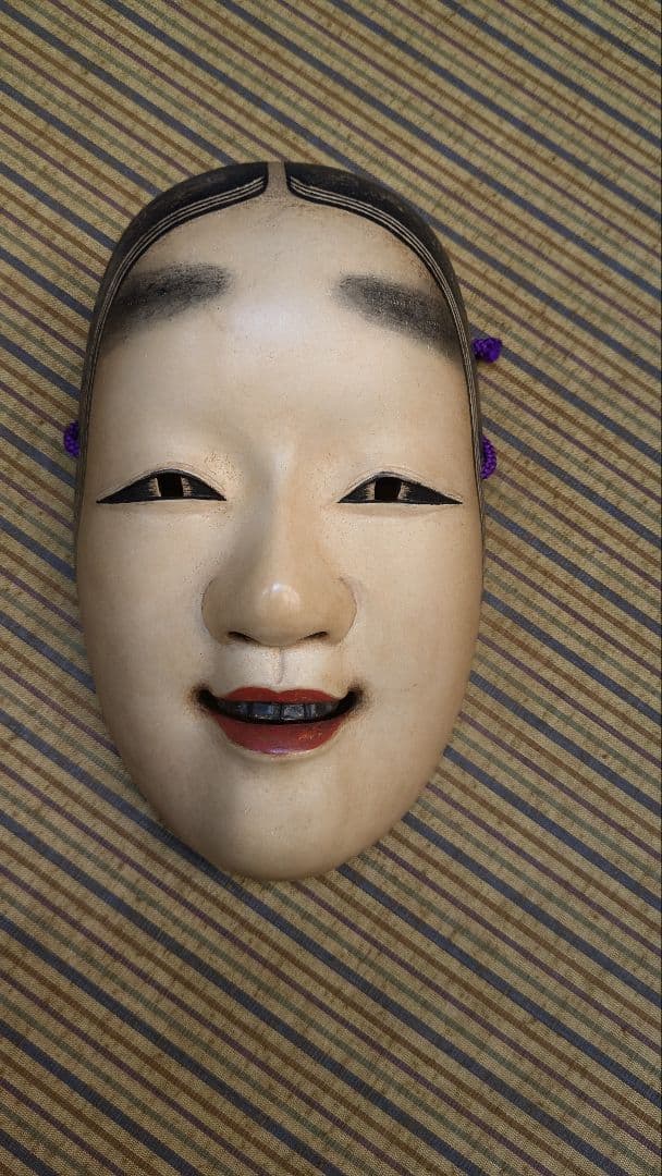 能面 (小面) 1980年打上げ fwairu1123.jpg