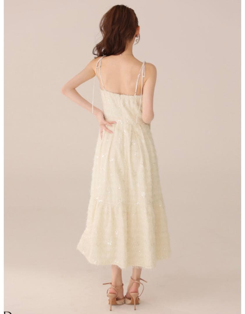 ローブドフルール スパンコールチュールフレア