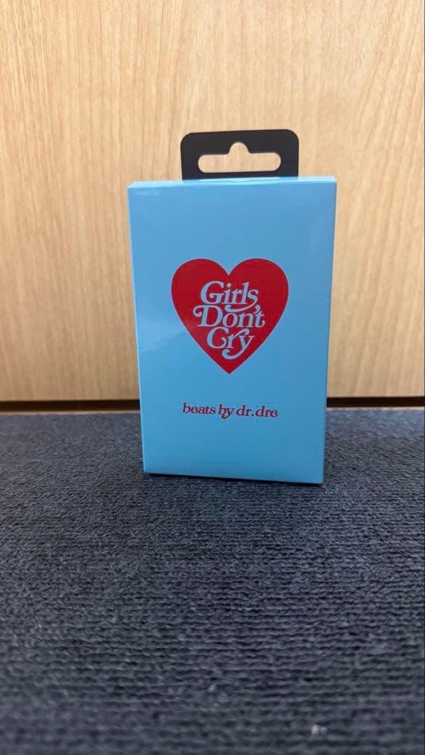 イヤホン Girls Don't Cry Beats by Dr. Dre BEATS BY DR DRE x GIRLS DON'T CRY FLEX EARBUDS WIRELESS HEADPHONES