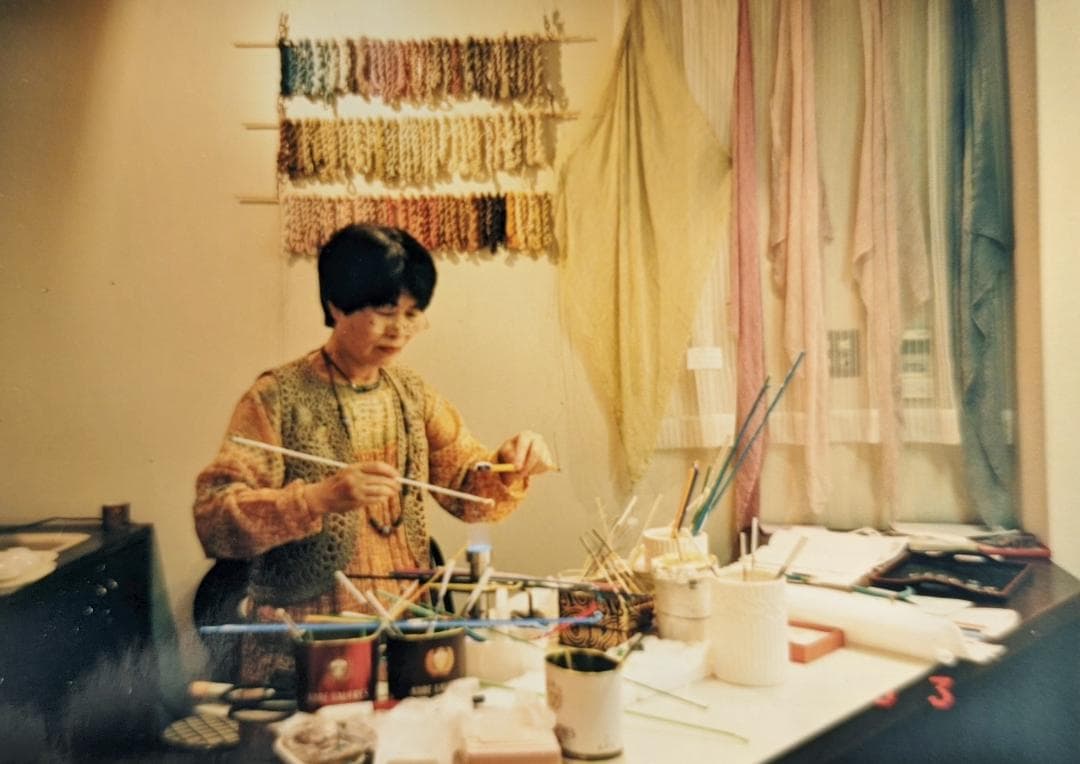 吉田正子トンボ玉（貳拾玖） 皮ひもネックレス ガラス玉に込めた日本