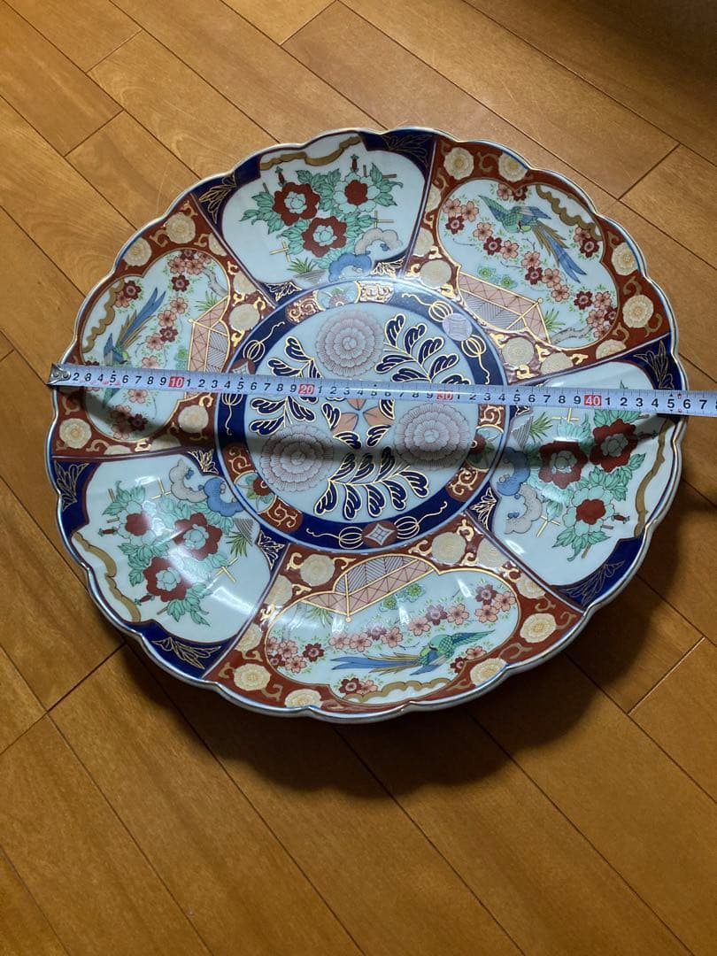 青い花模様の皿