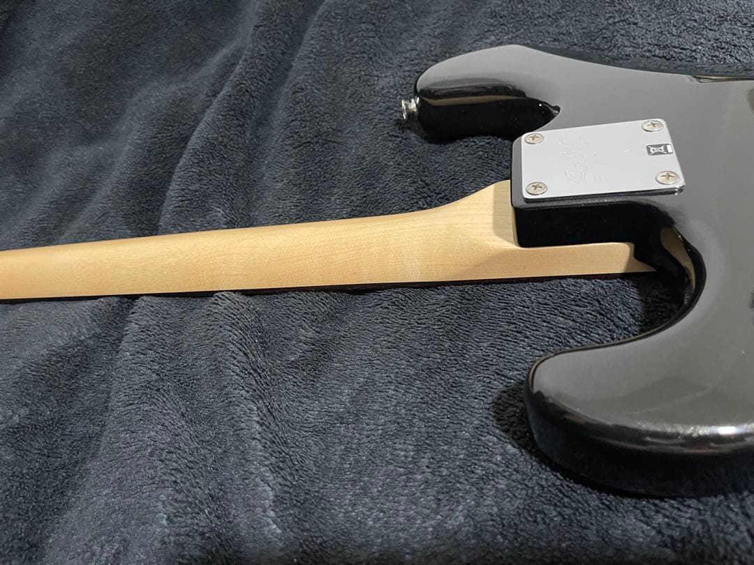 ギター Fender SQ AFN FAT STRAT MBK SPRKL HDW