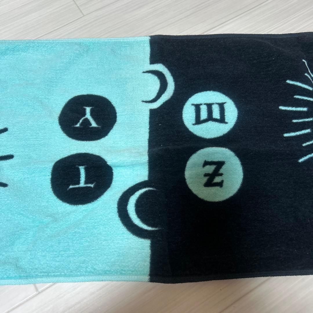 ずっと真夜中でいいのに。ずとまよ土星とト音記号のタオル