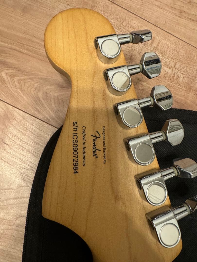 Squier CYCLONE スクワイヤー サイクロン　希少イエローカラー