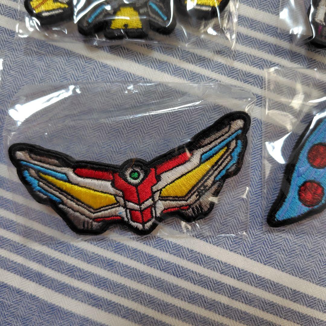 値下げ中ウルトラマン　刺繍ブローチ　未開封未使用品　10点セット