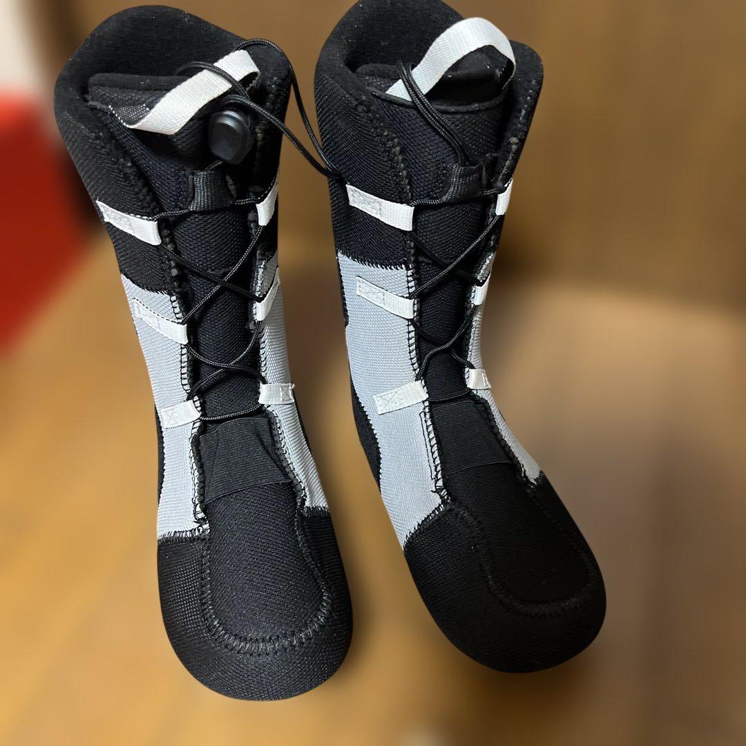 DEELUXE DNA スノーボードブーツ ホワイト 23-24