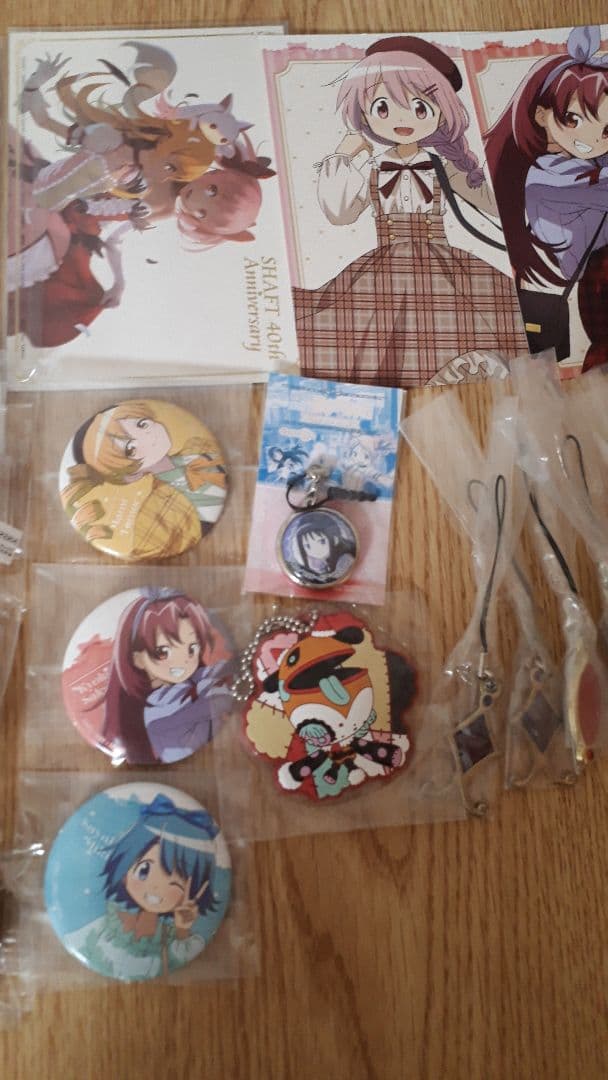 魔法少女まどか☆マギカ まどマギ マギレコ ストラップ アクスタ 缶バッジ