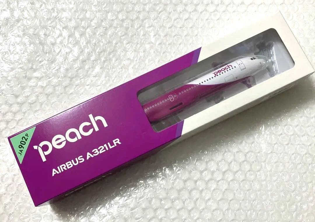 【新品】ピーチ エアバスA321LR モデルプレーン 1/200【匿名】
