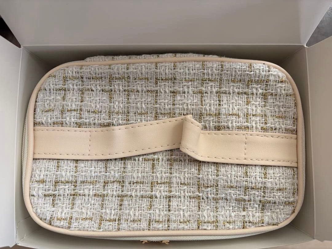 リカリアル 1周年アニバーサリークリスマスコフレ