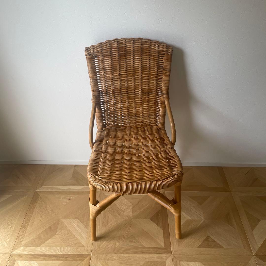 unico ラタンチェア