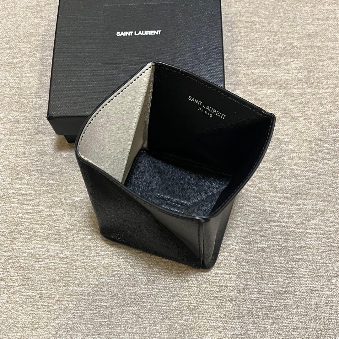 【再再値下げ】新品未使用★SAINT LAURENT ケース