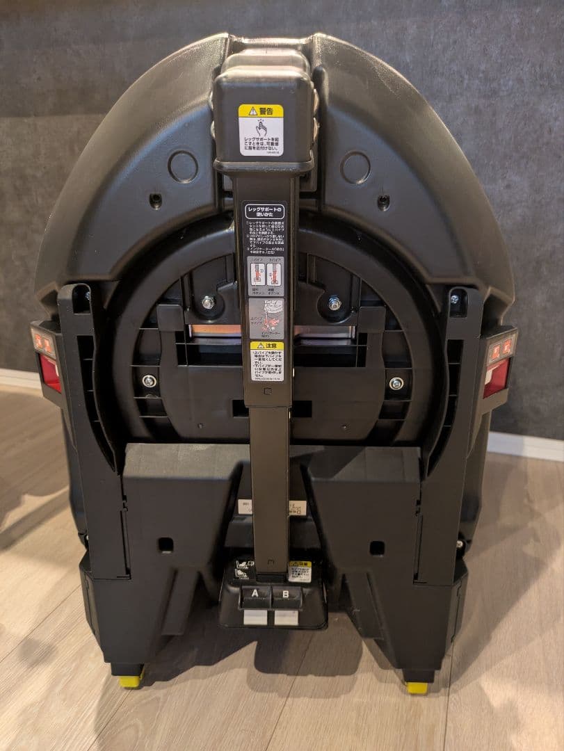 送料無料Apricaディアターンプラス ISOFIX ABチャイルドシート回転式