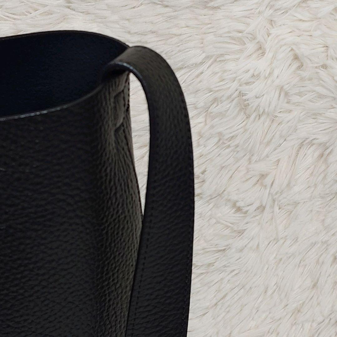 ペッレ モルビダ 2way レザー ビジネストートバッグ　ビジネスバッグ　A4