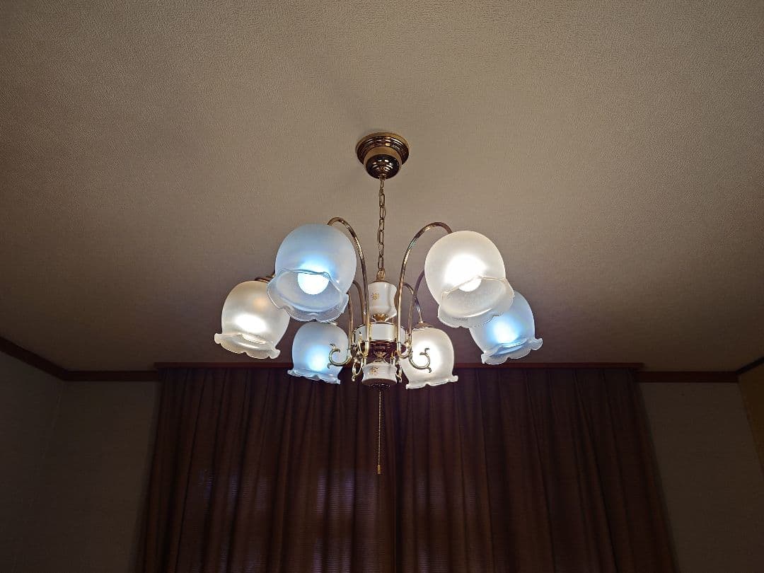 フラワーモチーフ 6灯シャンデリア風シーリングライト