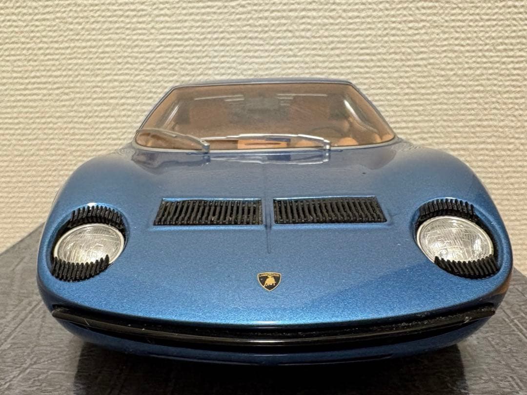 京商製1/18スケール「ランボルギーニ・ミウラP400S」