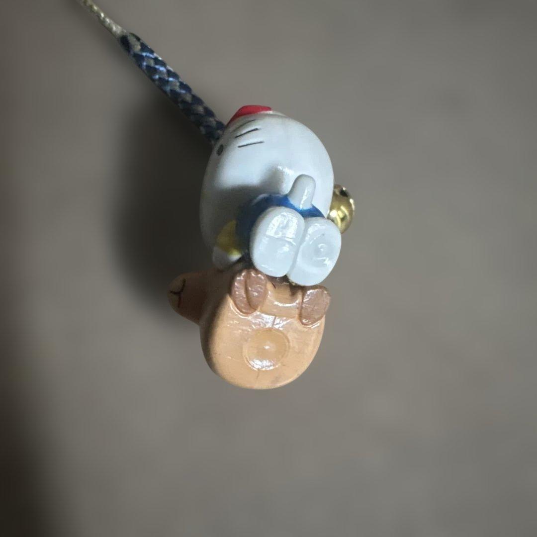 ご当地キティ　ストラップ　伊豆　カピパラ　ブルー