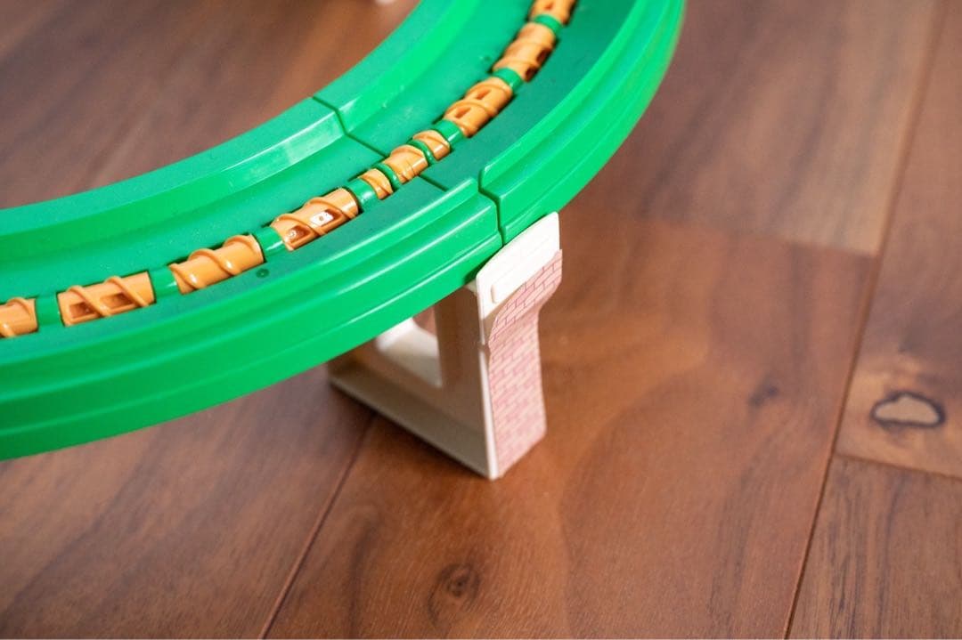 すいすいレールロード&つながる線路&駅舎&トミカトーマス16両　セットまとめ売り