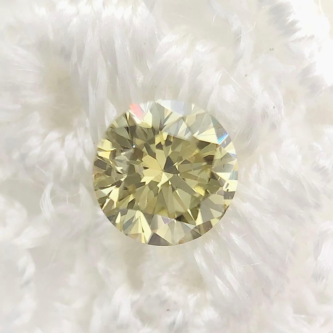 アクセサリー 0.209 Fancy Brownish Green Yellow SI-2