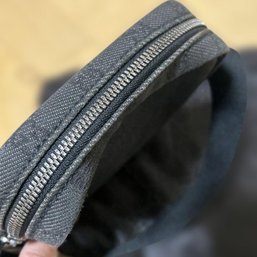 【GUCCI 】値下げ中！美品ブラック ショルダーバッグ