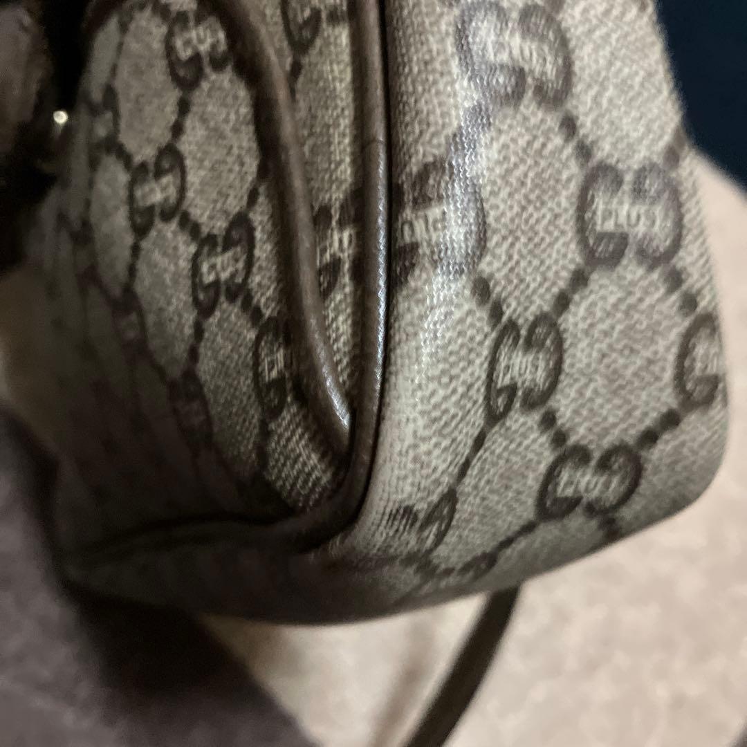 グッチプラスショルダーバック