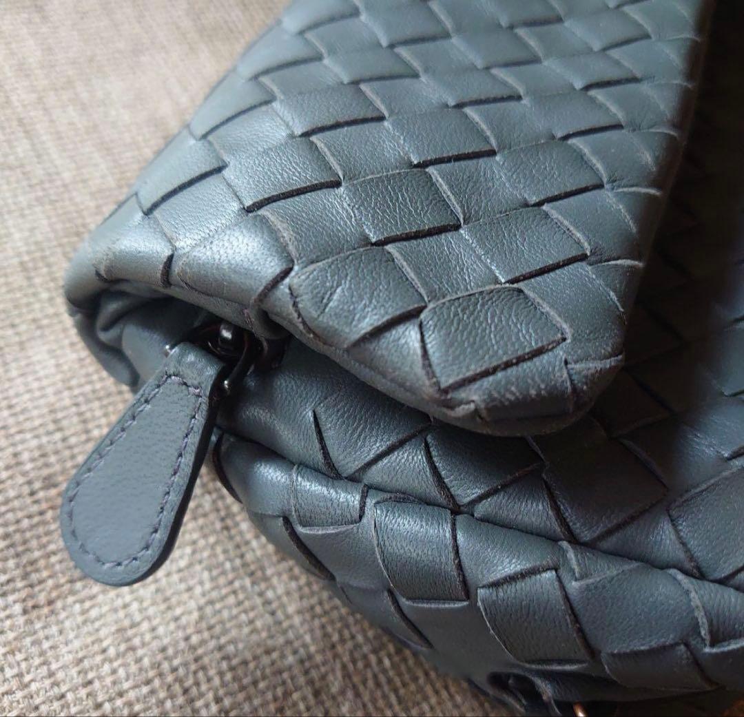 Bottega Veneta イントレチャート チェーン バッグ グレー