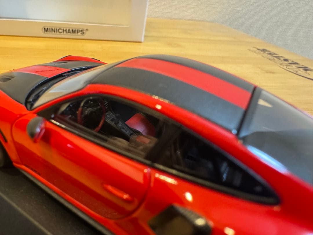 【MINICHAMPS】限定333台Porsche 911 GT2RS