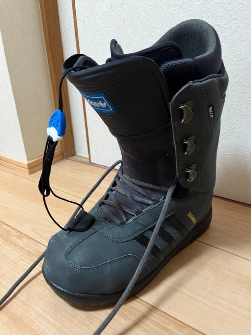 Adidas スノーボードブーツ