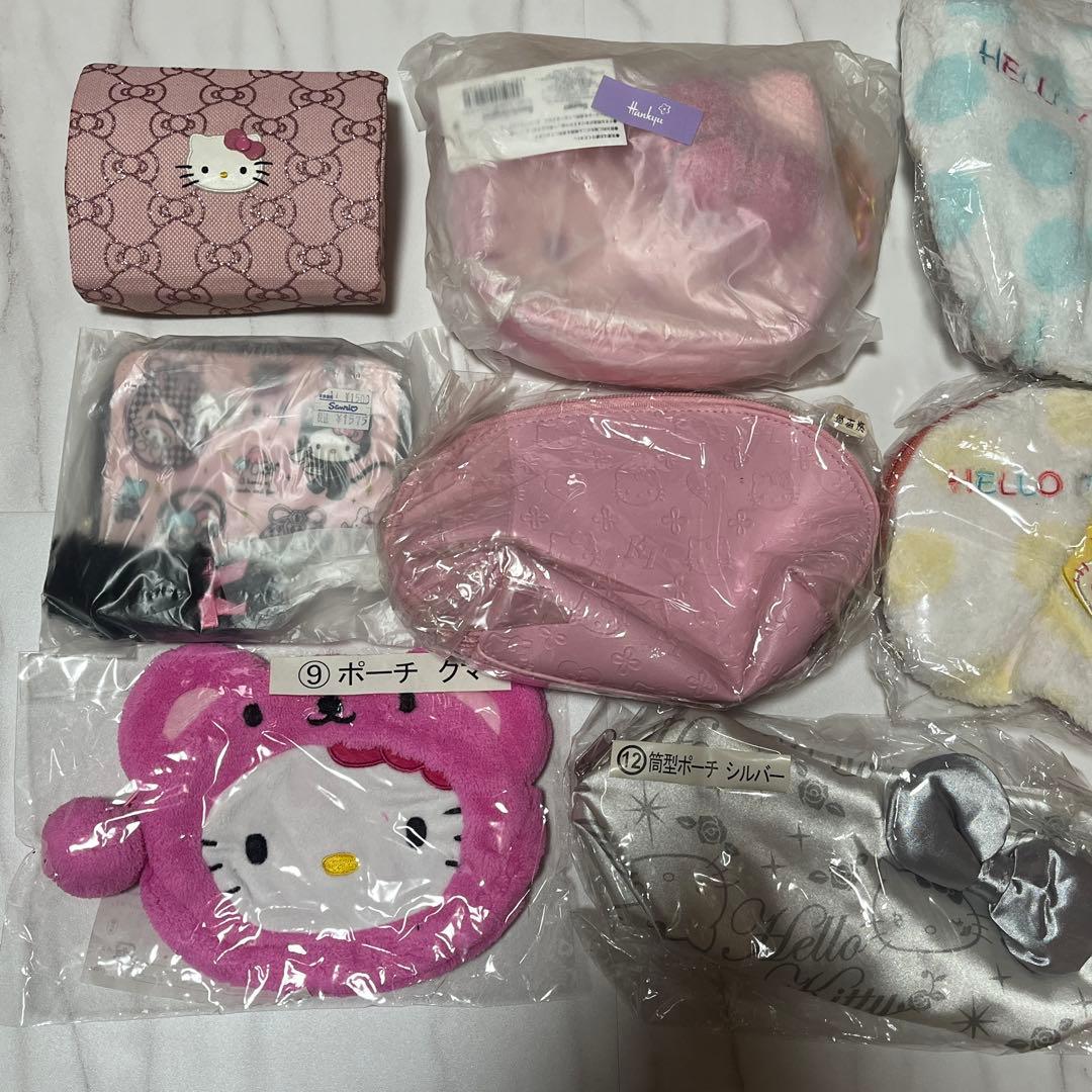 ハローキティ新品　ご当地キーホルダー　ボールペン　シール　プラモデル　限定 レア