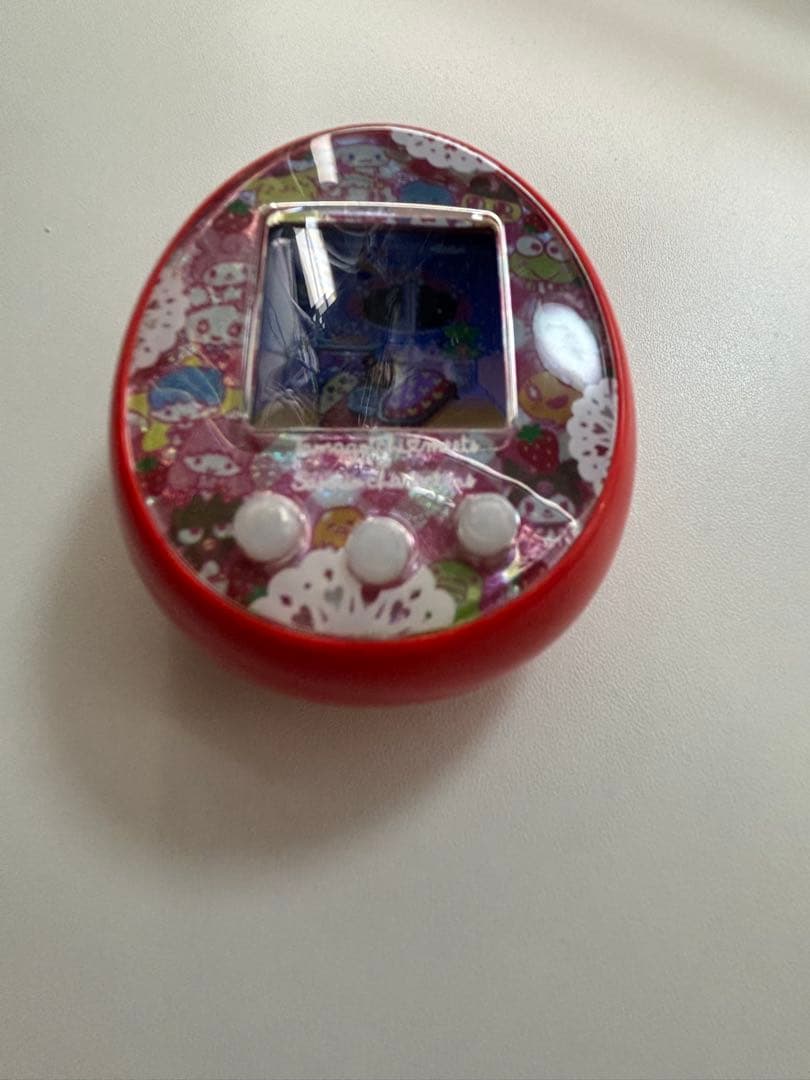 ねこ　動作確認済　たまごっち　みーつサンリオコラボ　赤色