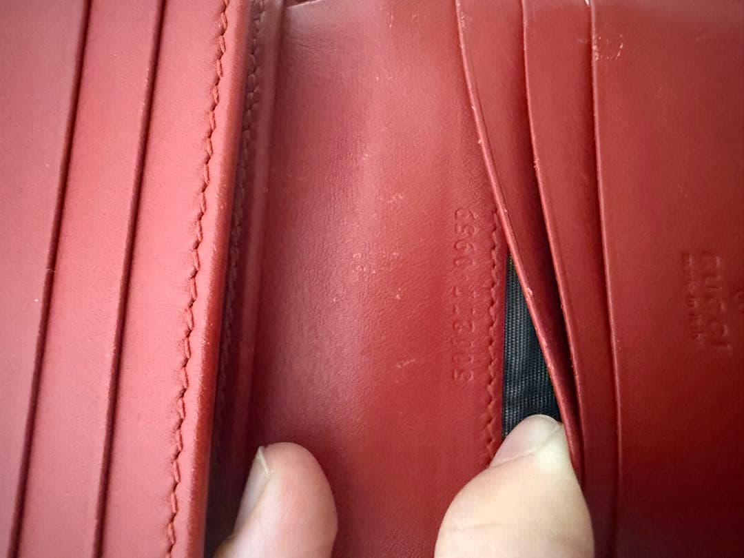 Gucci 猫の刺繍 二つ折り財布 25