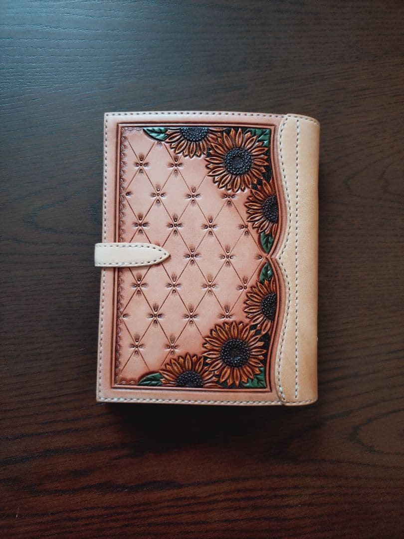 システム手帳　向日葵　バイブルサイズ　本革　カービング