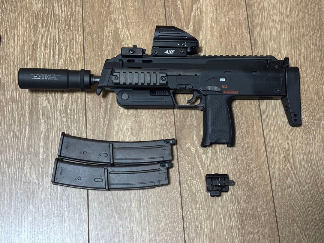 18禁】東京マルイ MP7A1 ガスガン アタッシュケース付き
