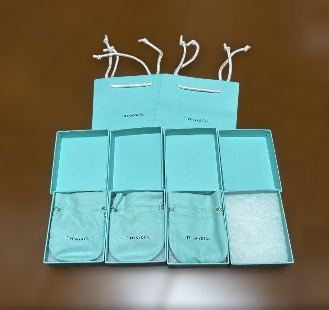 ティファニー　Tiffany & Co. 空箱　巾着　袋 ショッパー　まとめ売り ティファニー Tiffany & Co. 空箱 巾着 袋 ショッパー まとめ売り