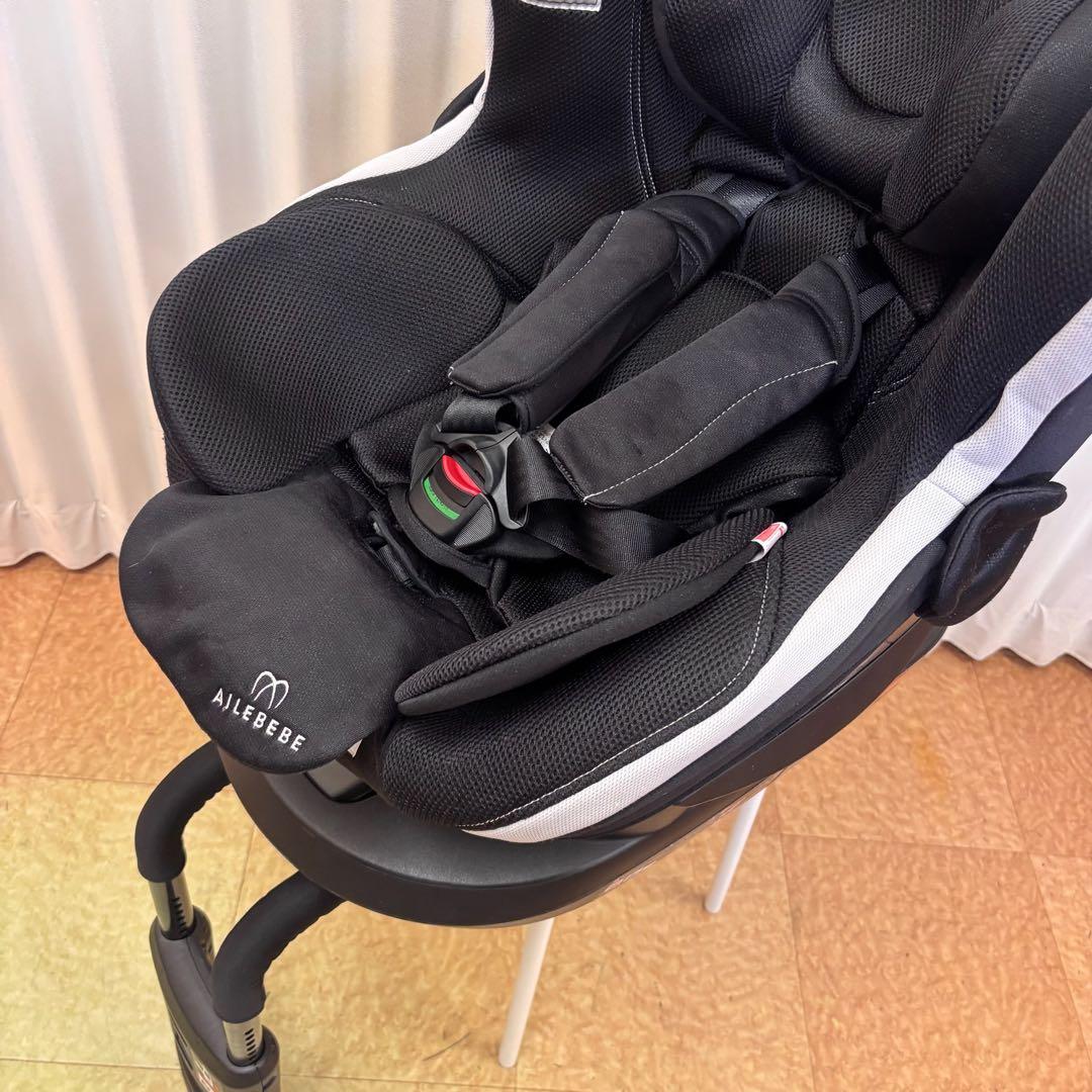 クリーニング済　☆綺麗☆　新生児OK　エールべべ　クルット3i　ISOFIX　黒