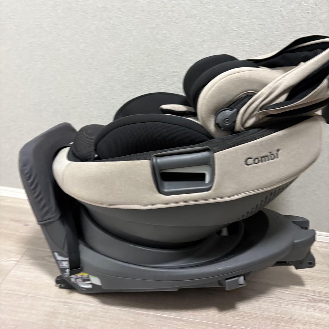 【美品】　Combi THE S ZC-750 グレージュ　ISOFIX 取説付