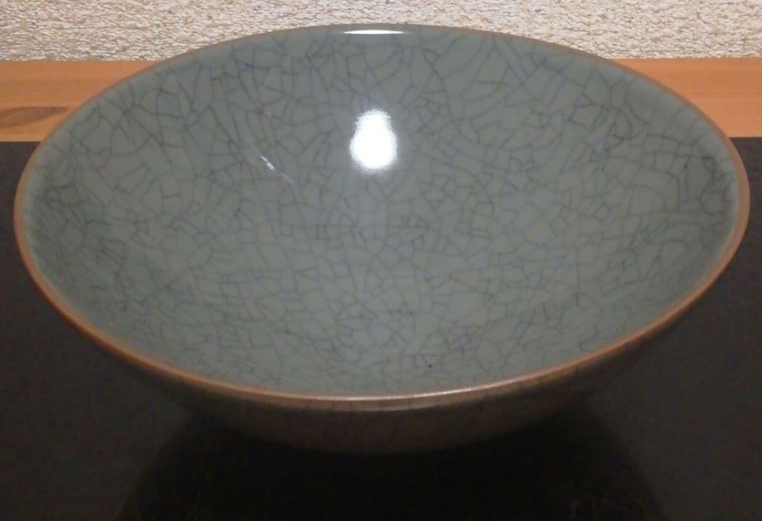 渡辺俊直作 郊檀窯 青磁 茶碗 共箱 略歴付 茶道具 - メルカリ