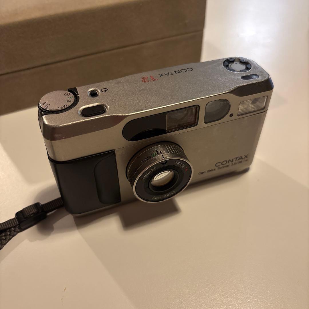ジャンクCONTAX コンタックス T2 フィルムカメラ(おまけ付き)