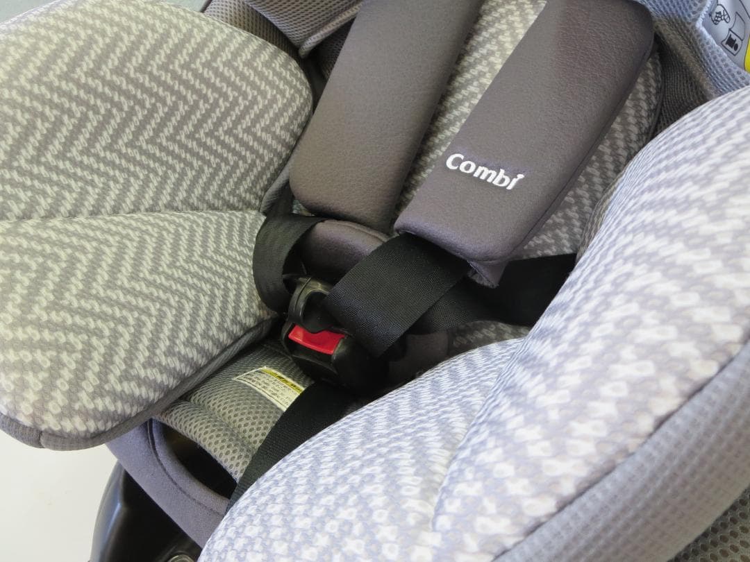 コンビ　クルムーヴ スマート ISOFIX エッグショック JN-570