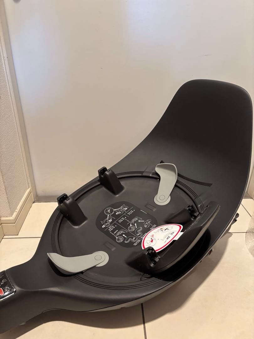 サイベックス　チャイルドシートクラウドT i ベース　アダプター