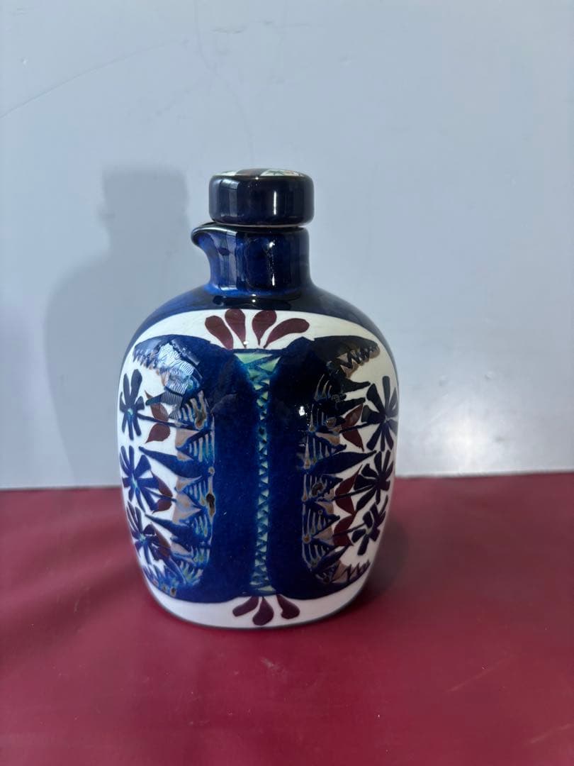 値下げしました　ロイヤルコペンハーゲン　テネラ　希少な蓋付き ロイヤルコペンハーゲン テネラ 北欧ビンテージ家具と雑貨CLOVERKY