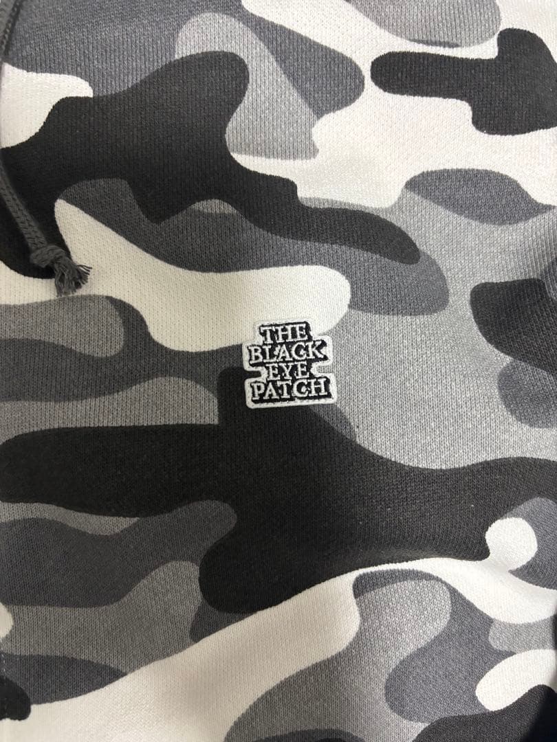 THE BLACK EYE PATCH 迷彩パーカー M