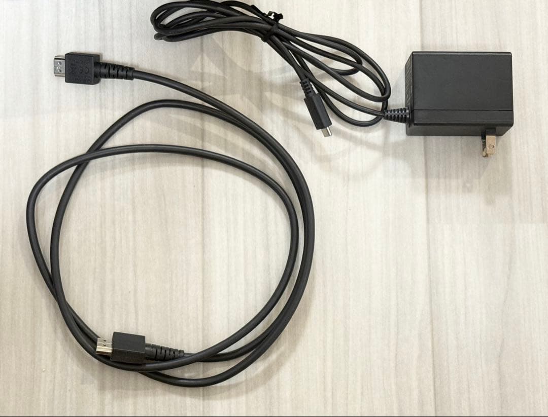 【初期化＆動作確認済み】Switch本体ネオンブルー/レッド＋オマケ