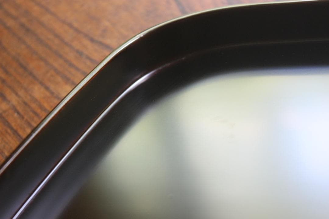 極小保管傷のみ！シンプルデザインに上質黒漆の美しい隅丸四方膳（検輪島塗お膳お盆