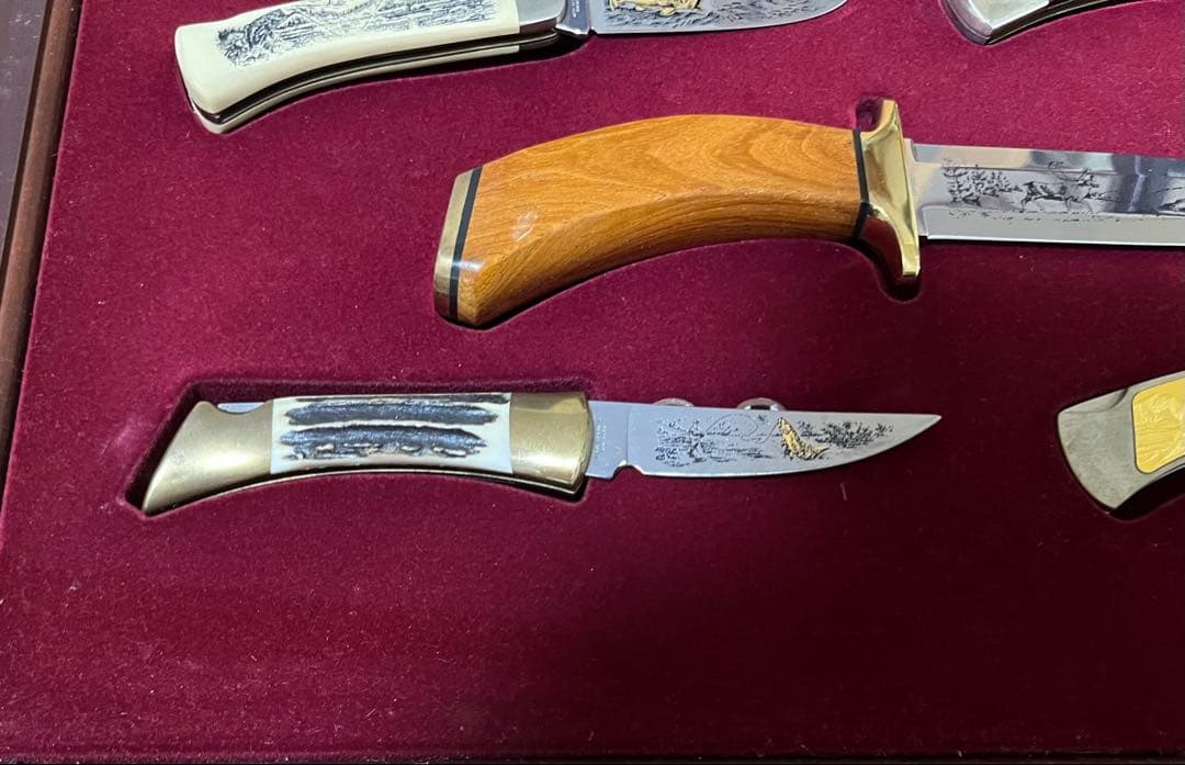 ドイツ製 ゾーリンゲン 飾りナイフ 12本セット 額入り 鍵付き